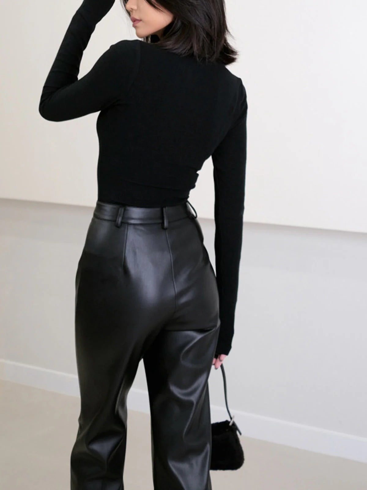 Women’s High-Waist Straight-Leg Faux Leather Pants
